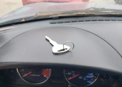 1999 Mazda Mx-5 Miata Leather Pkg/Popular Equipment Pkg/Sports Pkg/Touring Pkg z USA, uszkodzony, nr VIN JM1NB3538X0127612